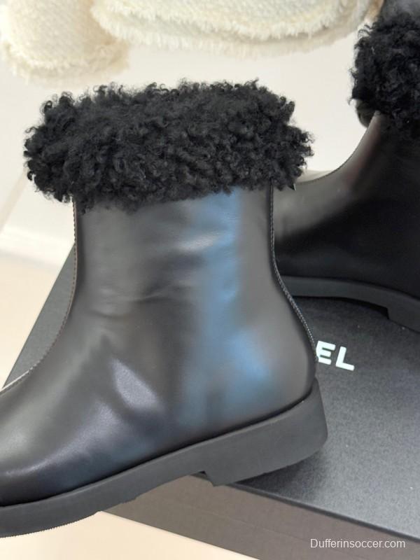 Chanel 25K Series Two-Tone CC Fur Snow Boots - KFY00300