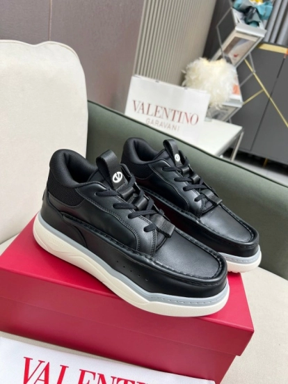 Valentino RUNBOOT Mid-Top Sneakers with Urban Casual Design - AS00380