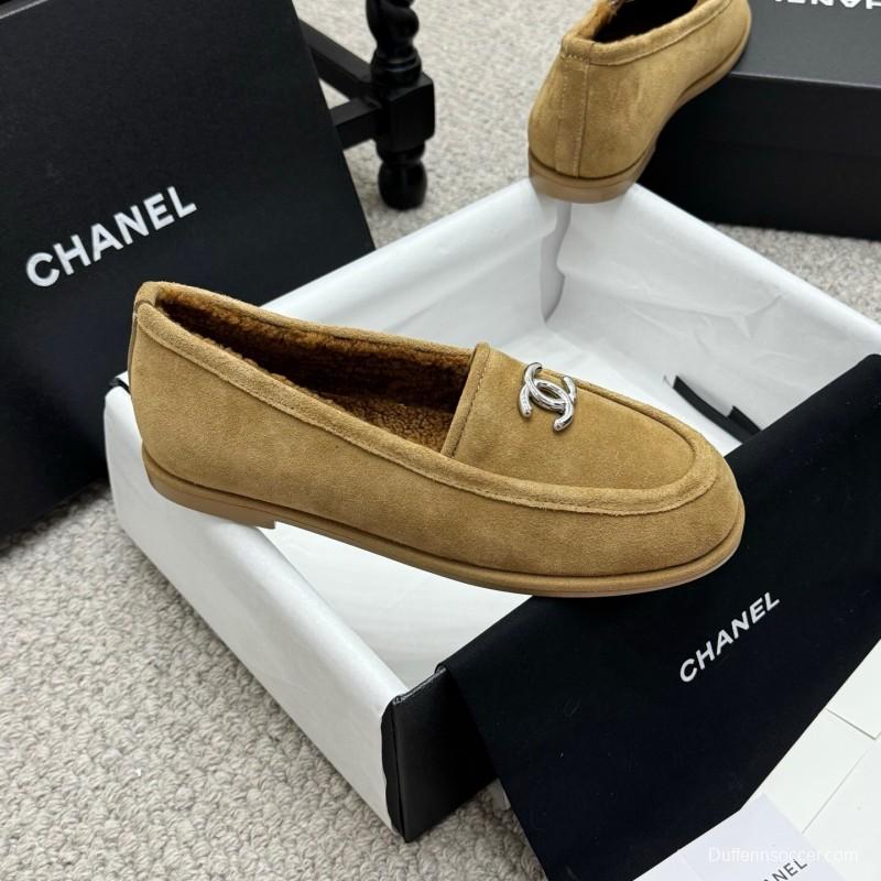 Chanel 2025 SS Teddy Fur Loafers with Double C Logo - KFY00300