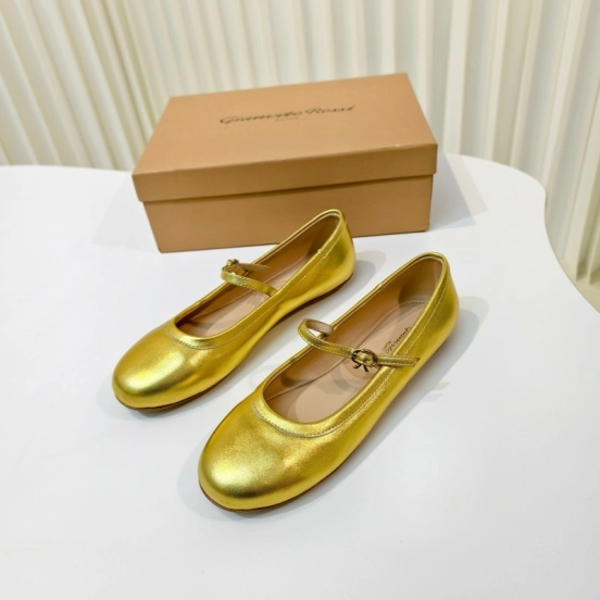 Gianvito Rossi Bohemian Style Flat Ballet Shoes with Simple Buckle Strap - LY00310