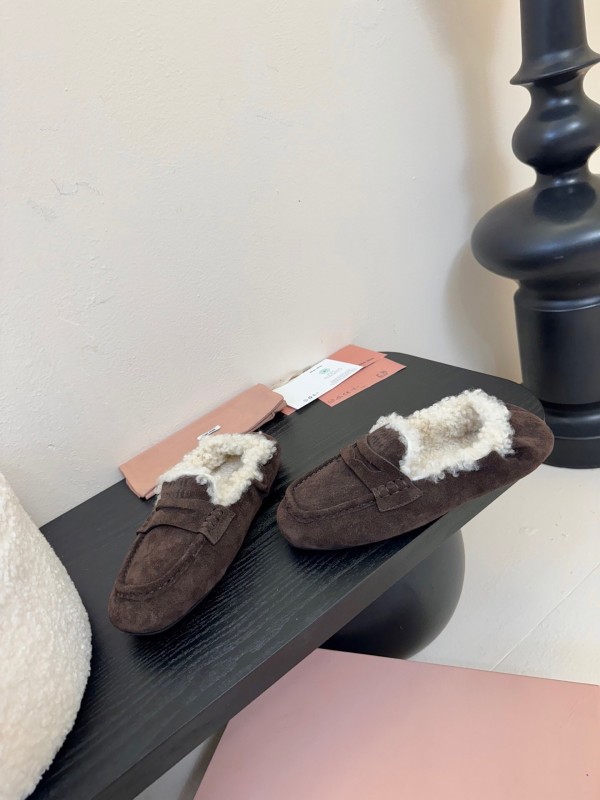 MIUMIU Platform Loafers with Wool Design - KFY00320