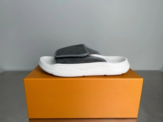 Louis Vuitton Miami Mule Slip-On Sandals with Hook-and-Loop Fastening - YC