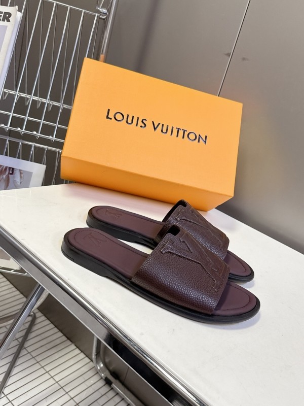 Louis Vuitton Venice Series Sandals with Monogram Embossing and Adjustable Strap - KFY00220