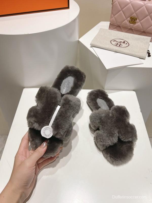 Hermès 2025 SS Love Fur Slippers Flat Sole Autumn Winter Collection - LY00240
