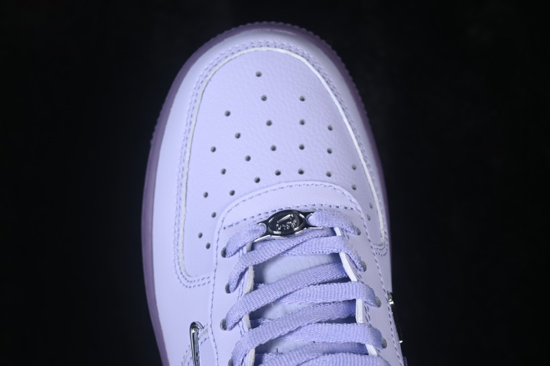 Nike Air Force 1 '07 Low Basketball Sneakers with Full-Length Air Cushion - IX5253-555