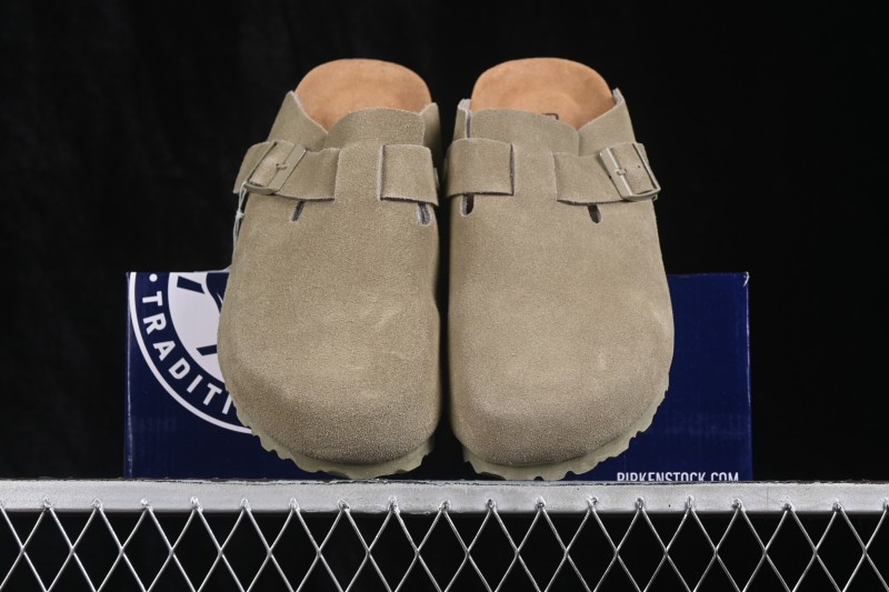 Birkenstock Arizona Soft Footbed Sandals with Shearling Lining - 0560771