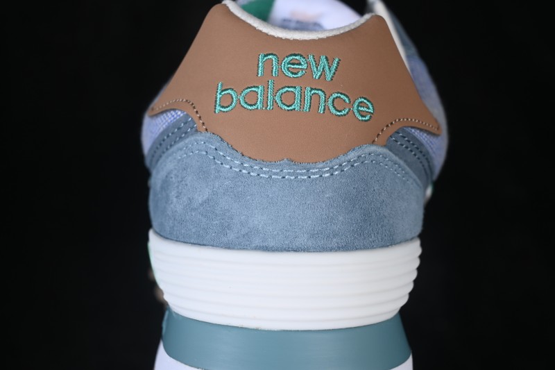 New Balance 574 Classic Retro Running Shoes with Suede and Mesh Upper - ML574PIA
