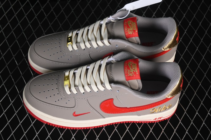 Nike Air Force 1 '07 Low Casual Sneakers with Tumbled Leather Upper and Cushioned Sole - NH0601-527