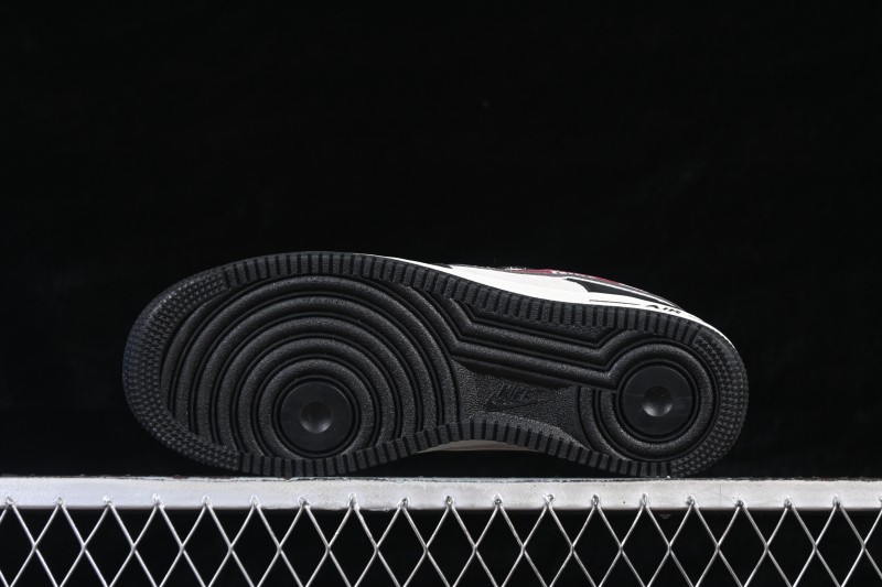 Nike Air Force 1 '07 Low Black and Red Two-Tone Casual Sneakers with Full-Length Air Cushion - SY1388-029