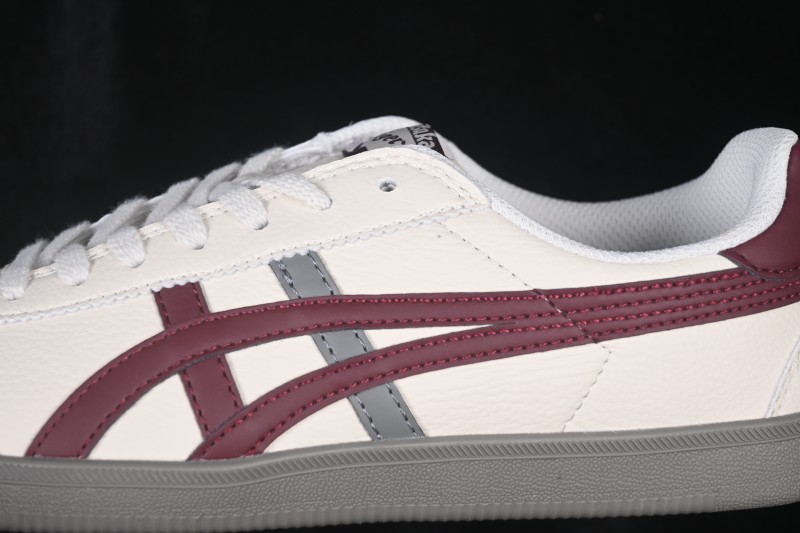 Onitsuka Tiger Tokuten Low-Top Casual Sneakers - 1183B938-200