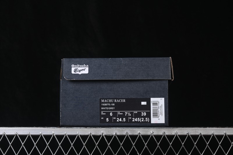 Onitsuka Tiger Machu Racer Low-Top Casual Sneakers - 1183B770-108