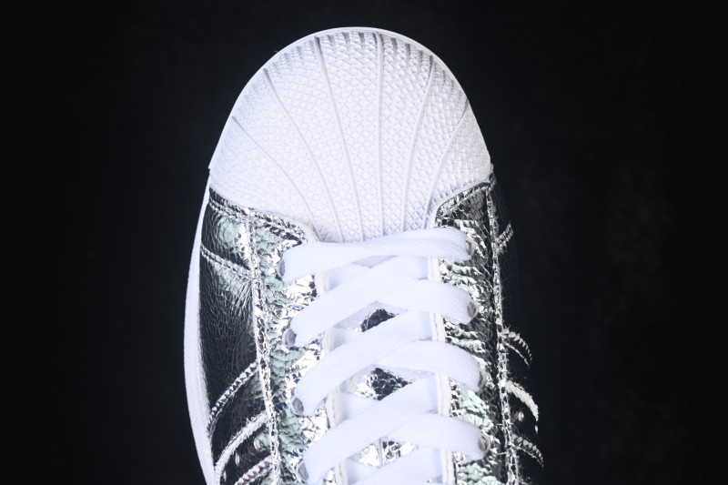 Adidas Originals Superstar Lo Casual Lifestyle Shoes with Shell Toe - HP3760