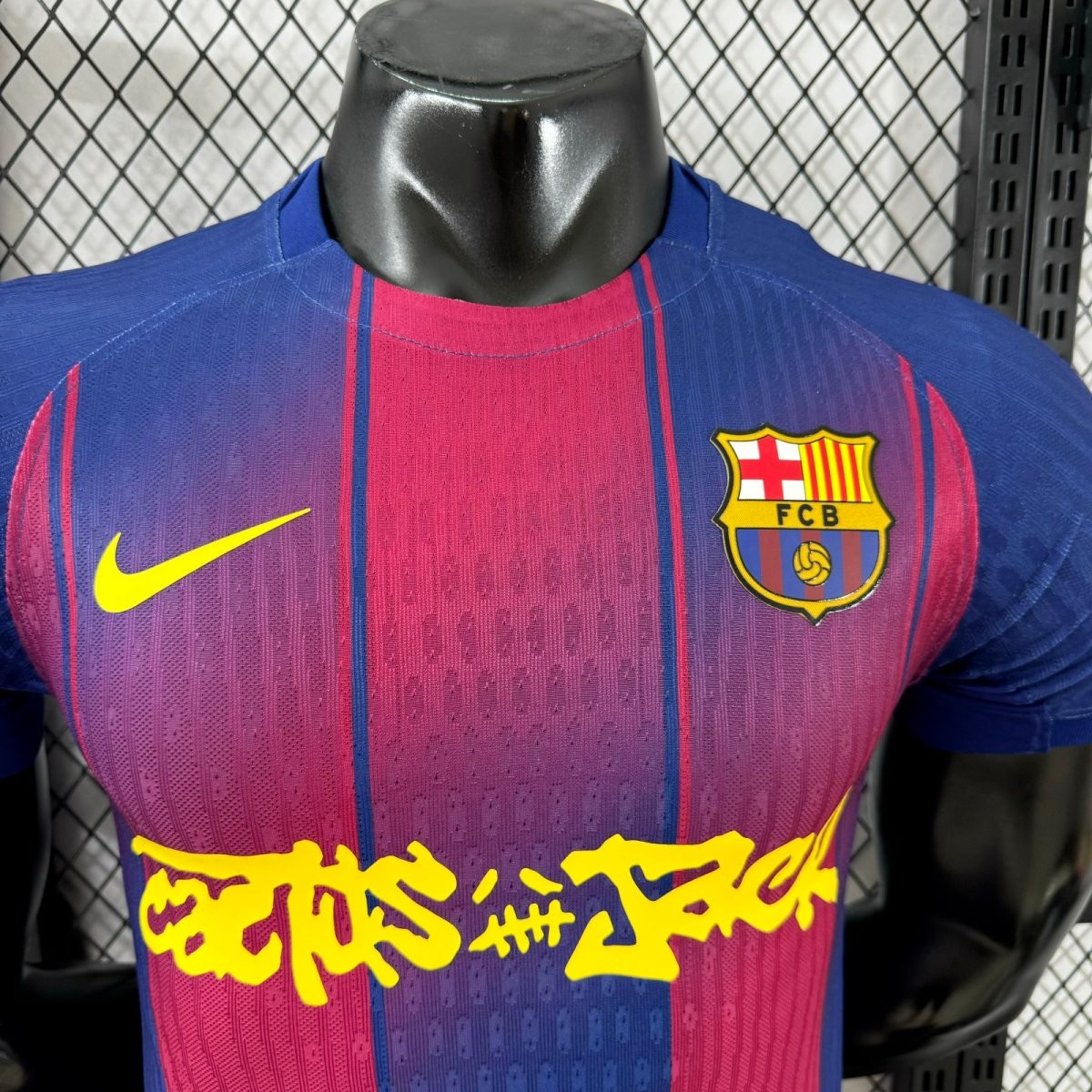 Player Version 25/26 Barcelona Travis Scott  Home Jersey